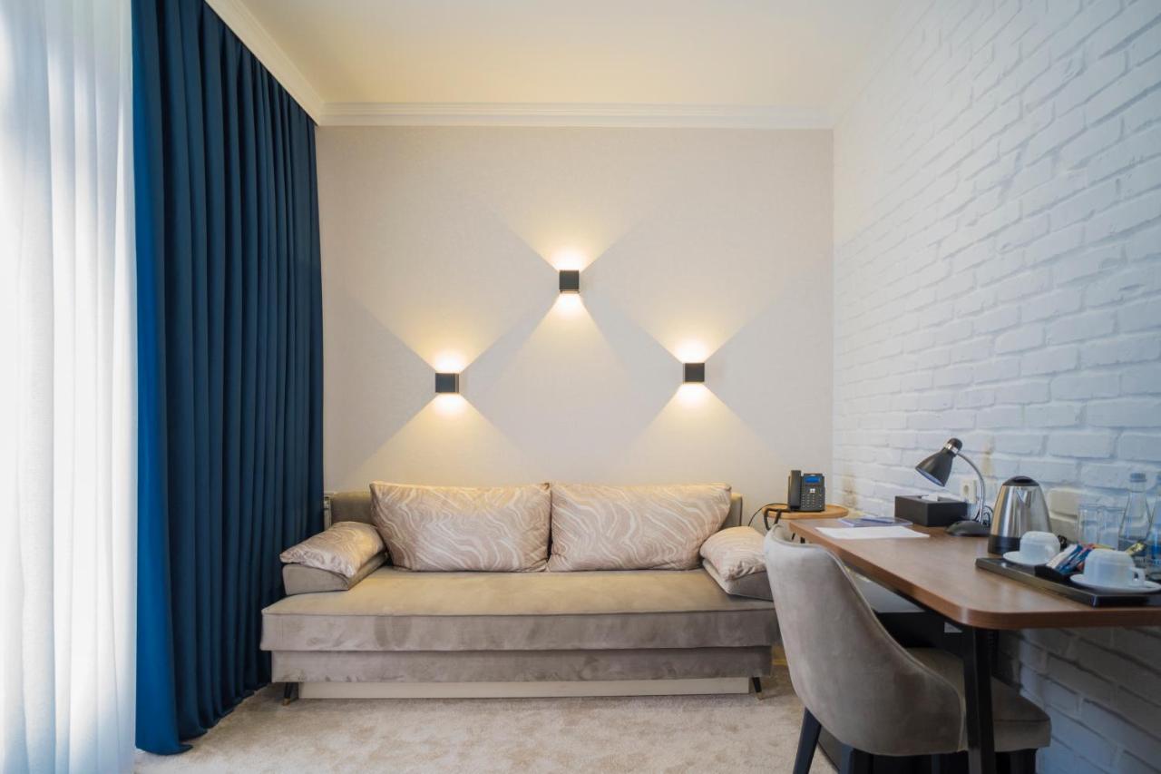 Oscar Boutique Hotel Tashkent Esterno foto